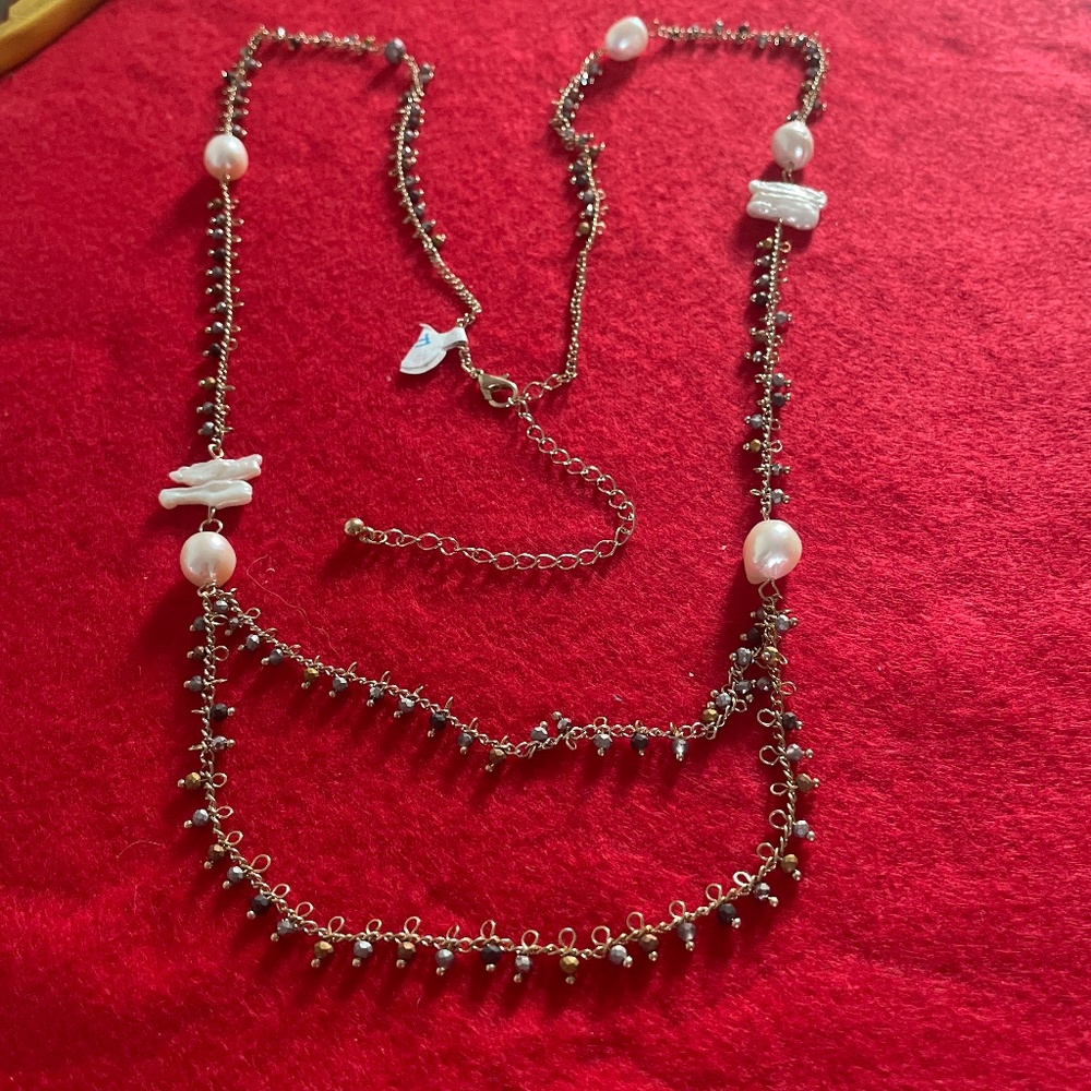 Fresh water pearl & crystal beads Necklaces
